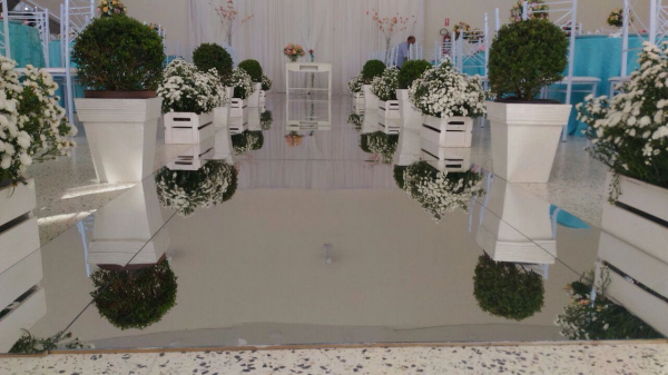 Passarela Espelhada, para Casamentos,aniversários,bodas de prata.